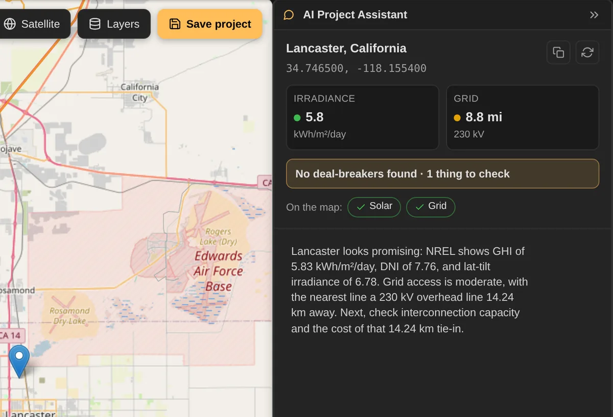 Site summary with irradiance, grid distance, a verdict and the AI first read
